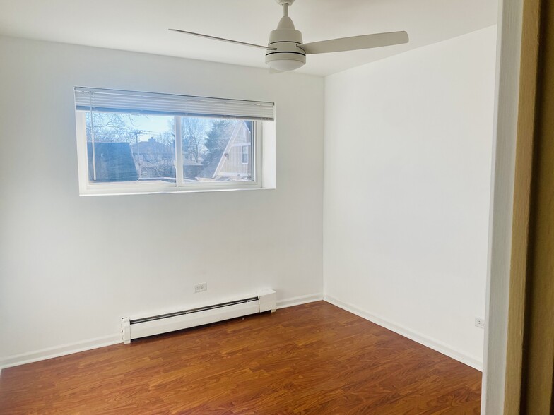 Bedrooms all have new light/ceiling fans - 417 W Miner St