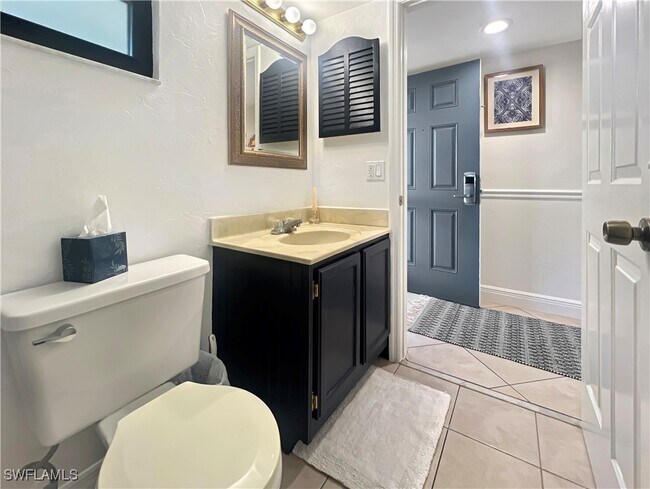 Building Photo - 600 Neapolitan Way