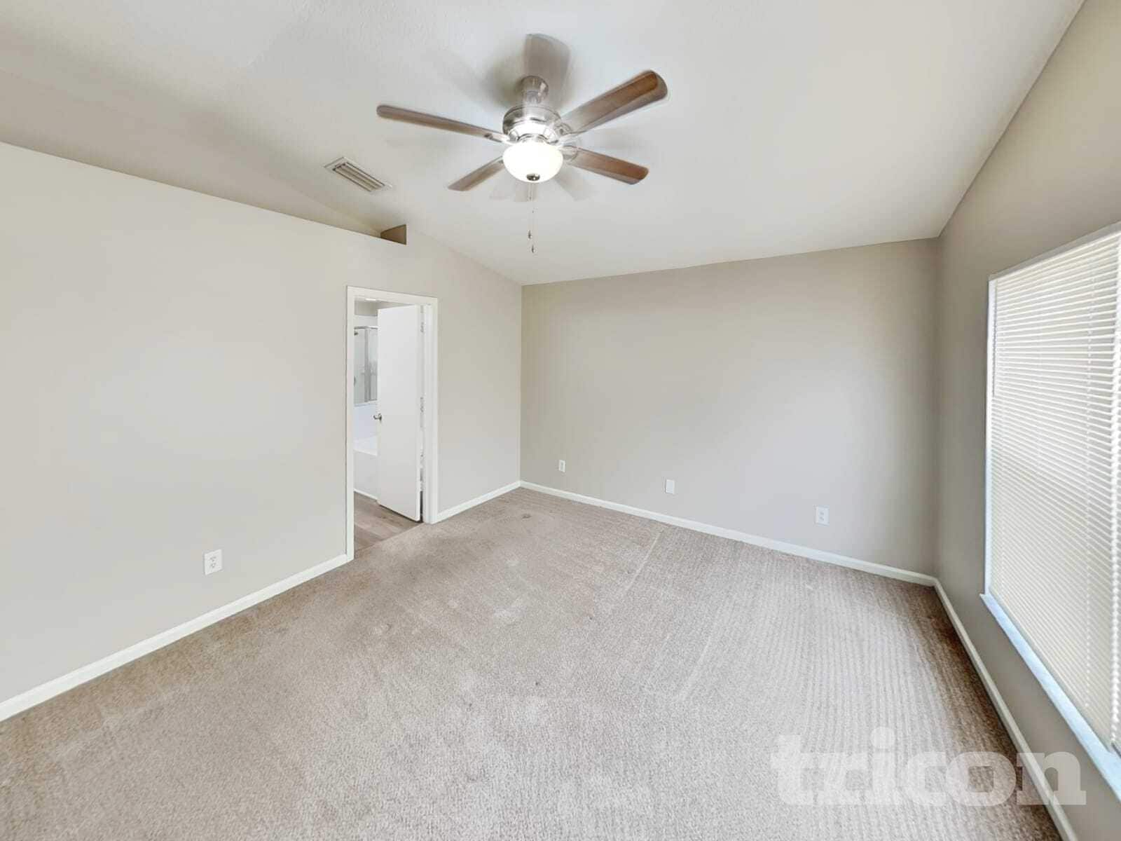 Building Photo - 12420 Tree Pointe Ct