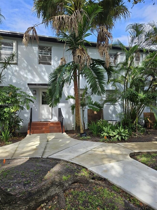 Building Photo - 5660 SW 78th St