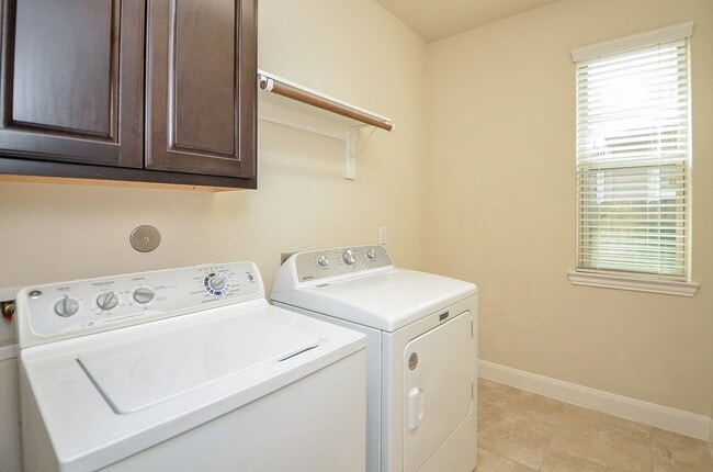 Building Photo - 4819 Addison Forest Trail