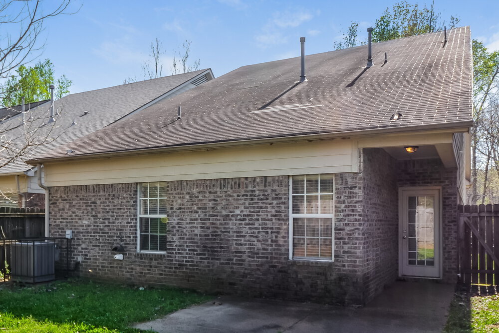 Building Photo - 2680 Bending Elm Dr