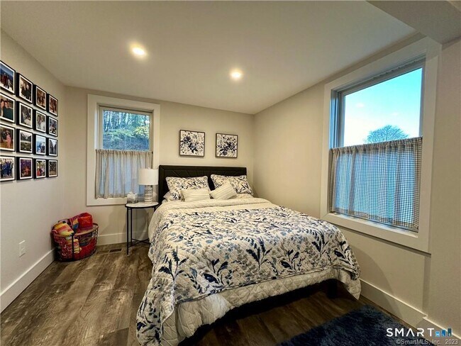 Building Photo - 41 Candlewood Dr