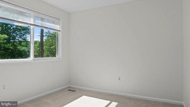 Building Photo - 18531 Bay Leaf Way