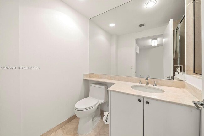 Building Photo - 789 Crandon Blvd