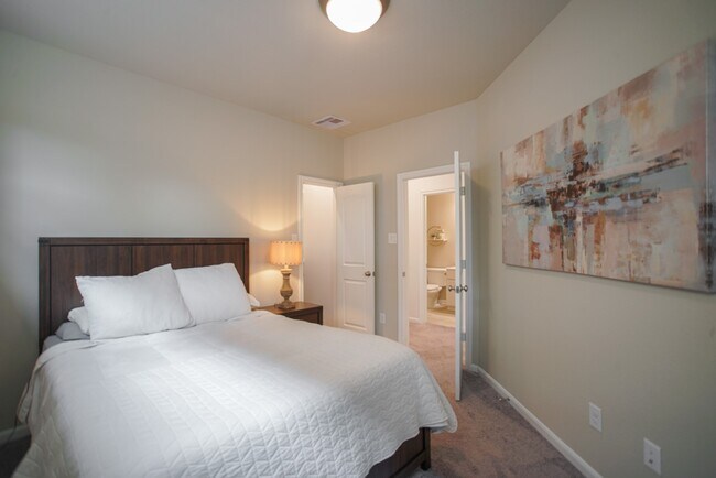 Building Photo - 4232 Merry Mill Dr