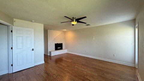 Building Photo - 7692 Cove Terrace