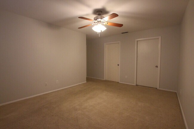 Building Photo - Beautiful 4 bedroom 2 bath home in Whitehouse - Coming Soon!