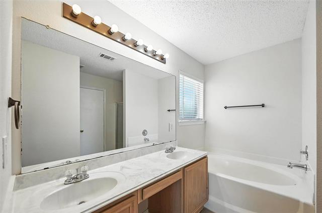 Building Photo - 615 Burchshire Ln