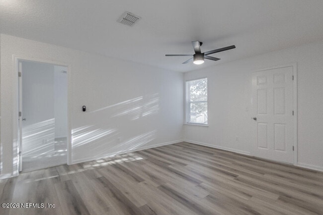 Building Photo - 12181 Hazelmoor Ct