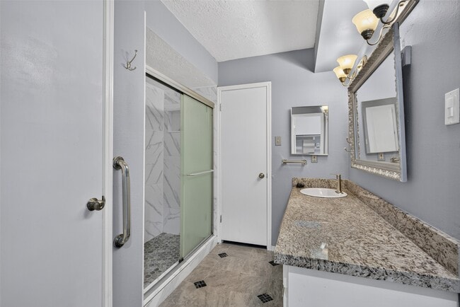 Building Photo - 5714 Arbor Vitae Dr