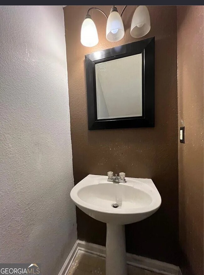 Building Photo - 3955 Cypress Pointe Dr