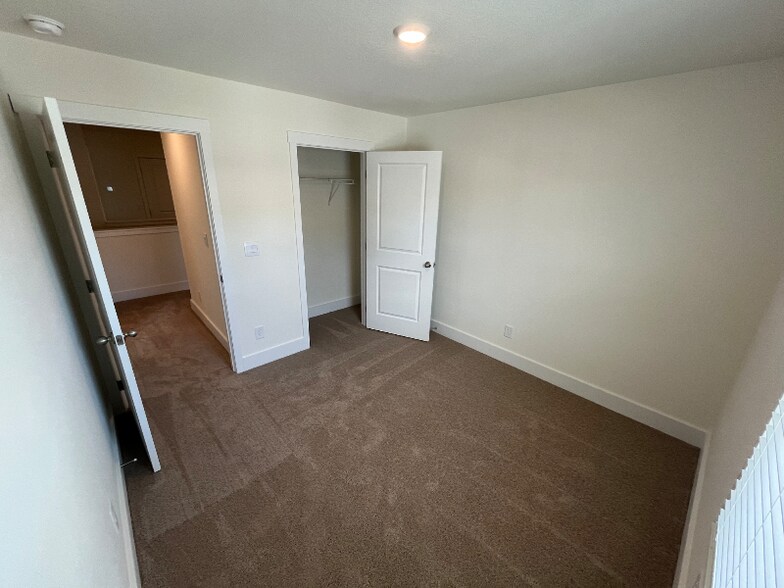 Building Photo - 3518 Bisham Wood Ln