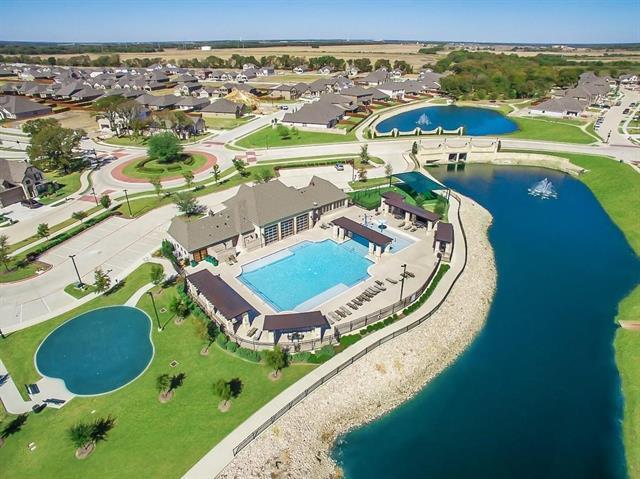 Building Photo - 4210 Oak Bluff Dr