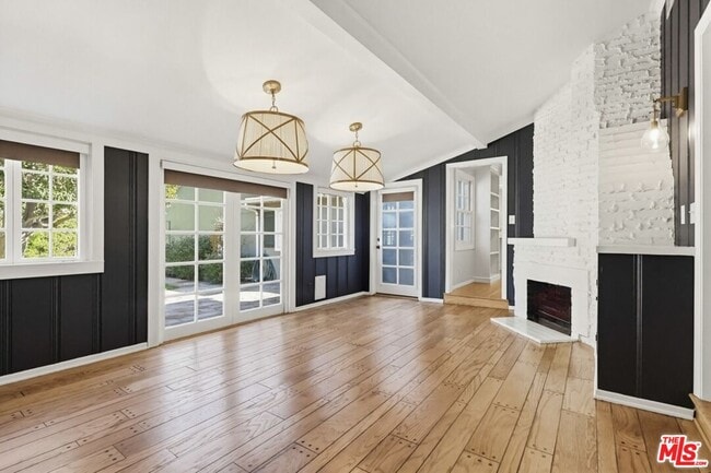 Building Photo - 12005 Hesby St