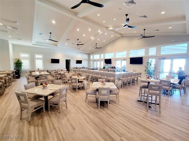 Building Photo - 13924 Hunter Oak Dr