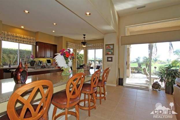Building Photo - 348 Tomahawk Dr