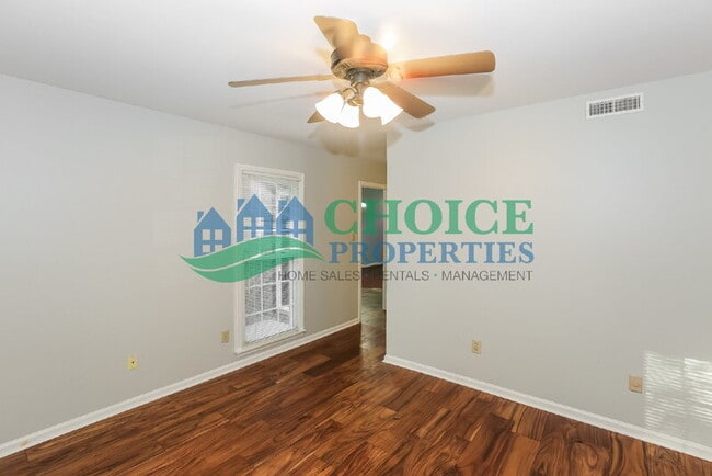 Building Photo - 9223 N Vicksburg Park Ct