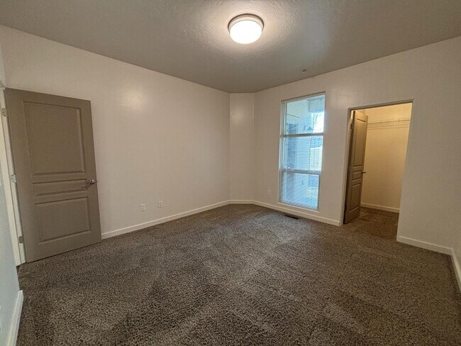 Building Photo - 7943 W Preece Dr