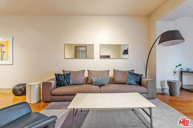 Building Photo - 10700 Wilshire Blvd