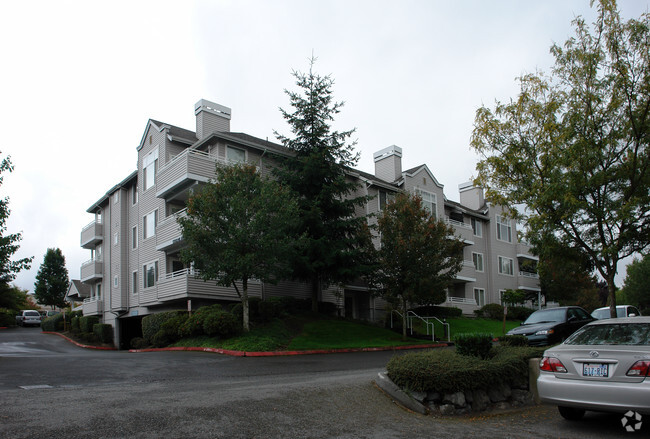 Primary Photo - Bellevue Heights Apartments