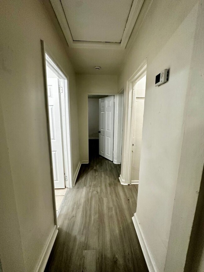 Building Photo - Move-In Ready Gem Near Downtown Orlando!