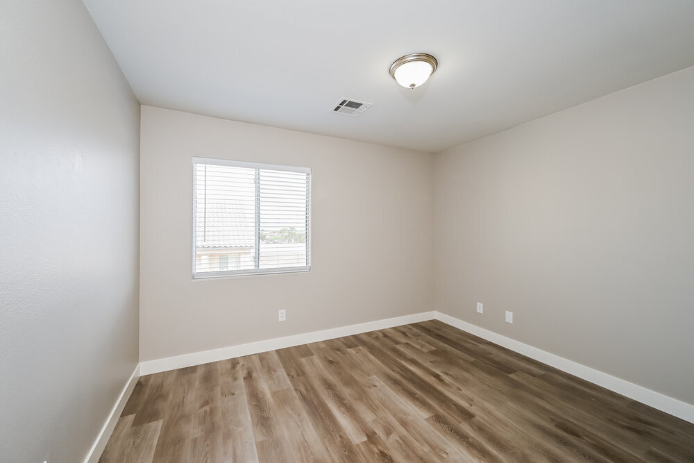 Building Photo - 8361 S Charlton Valley Ct