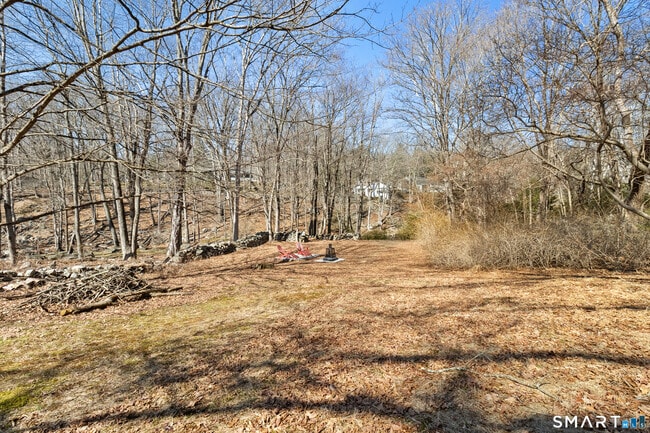 Building Photo - 145 Lyons Plain Rd