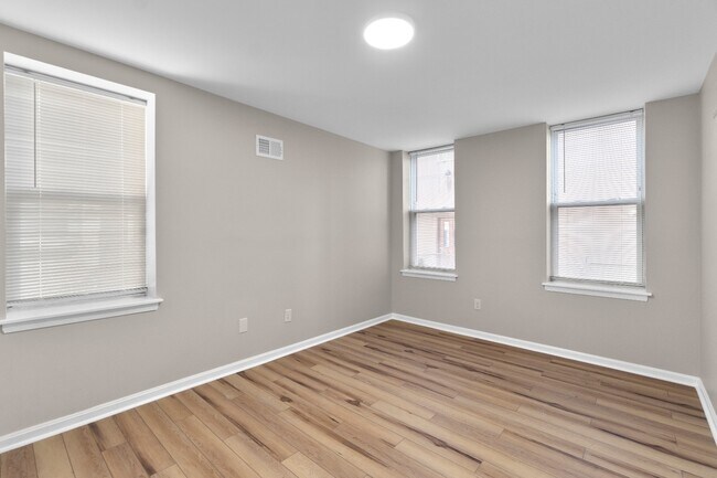 Building Photo - 2032 E Baltimore St