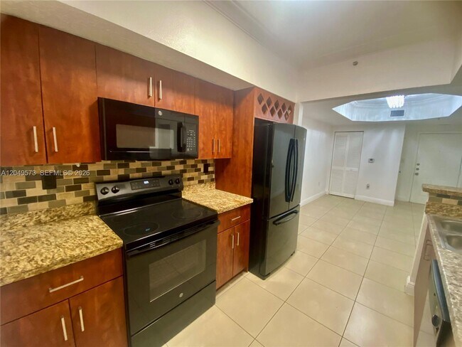 Building Photo - 215 SW 117th Terrace