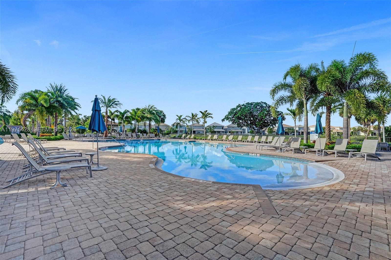 Building Photo - 4764 Eucalyptus Dr