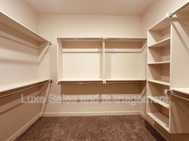 Building Photo - 8305 NW 163rd Ter