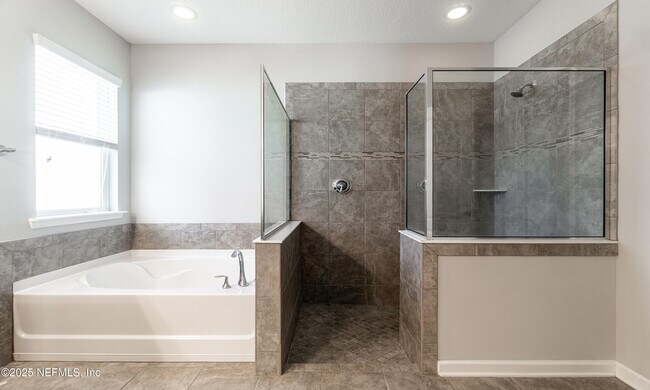 Building Photo - 11544 Dunforth Cove Dr