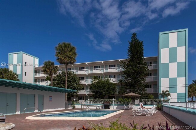 Primary Photo - 1 br, 1 bath Condo - 1801 S Surf Rd Apt 3G