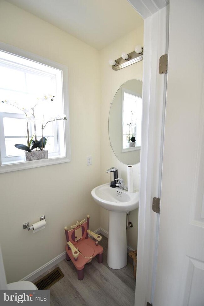 Building Photo - 84 Cilento Dr