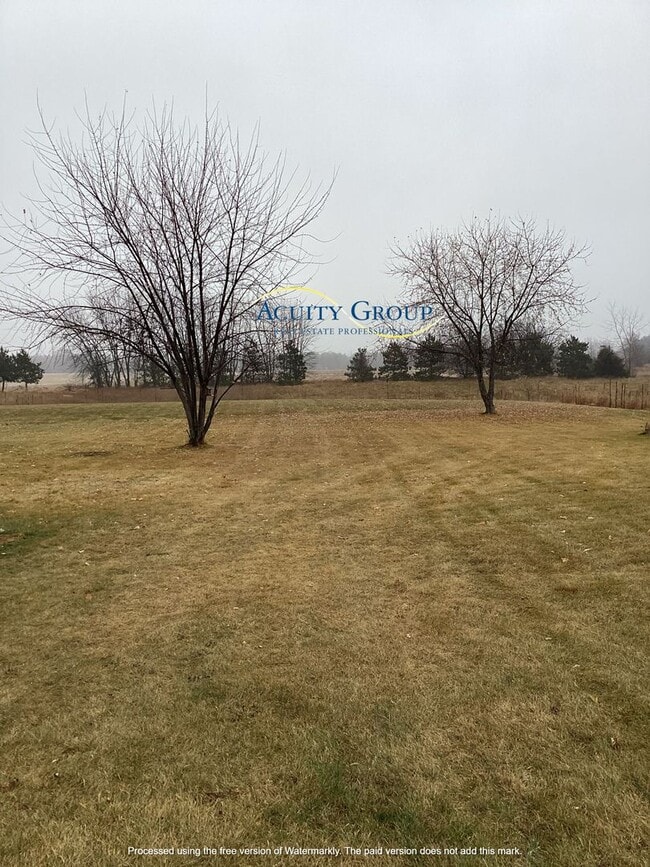 Building Photo - 3BR, 3BA Three Level Split in Zimmerman