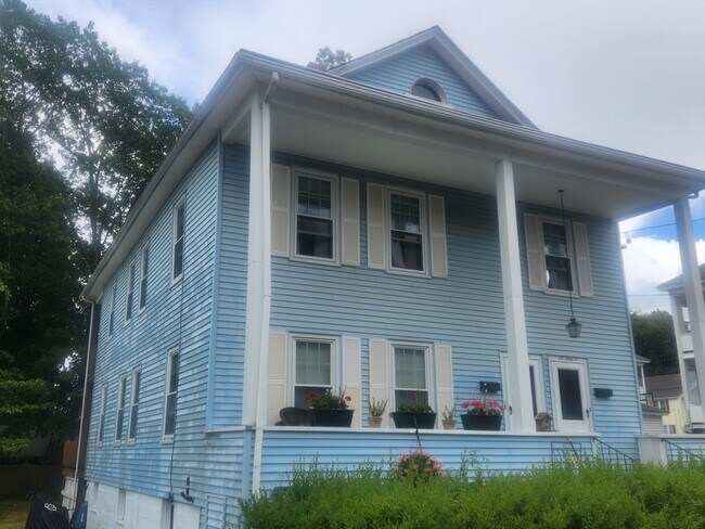 Building Photo - 24 Leamy St