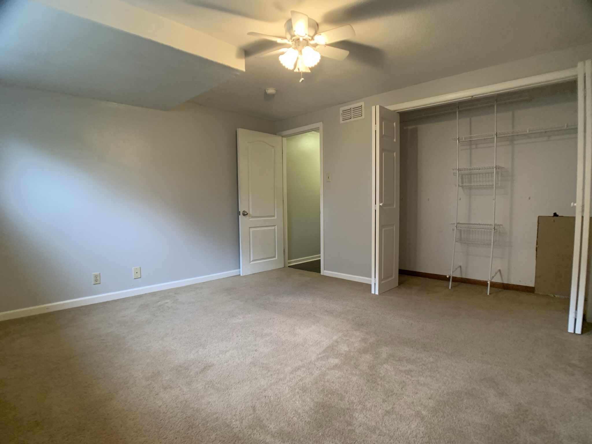 Building Photo - 1014 66th St