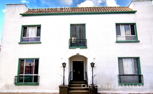 Building Photo - 440 E 27th St