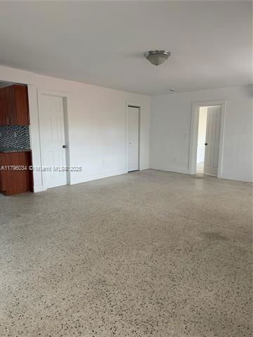 Building Photo - 6473 SW 25th St