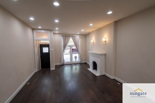Building Photo - 442 N Linwood Ave