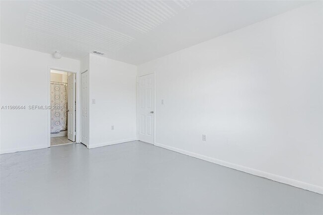 Building Photo - 15260 SW 80th St