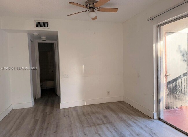 Building Photo - 4535 Treehouse Ln