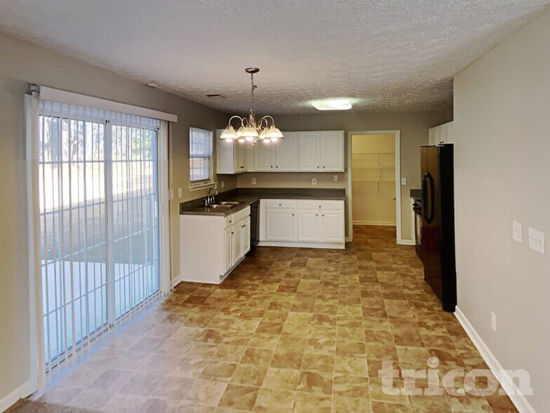 Building Photo - 4586 Darrowby Dr