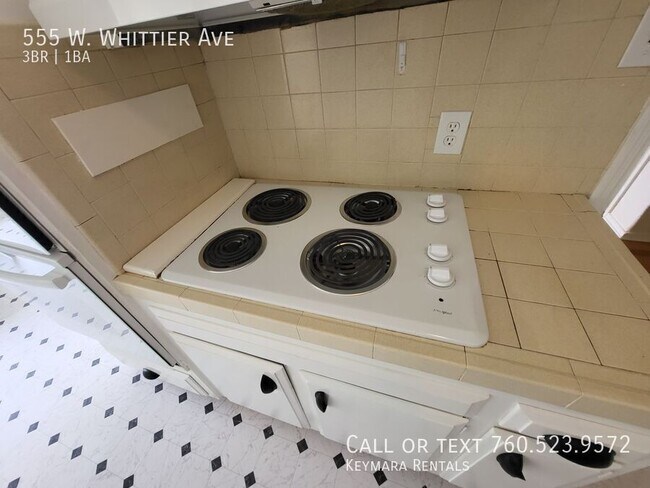 Building Photo - 555 W Whittier Ave