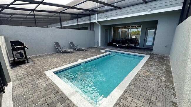 Building Photo - 7167 Oakmoss Loop