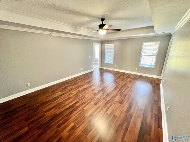 Building Photo - 105 Summerset Ln