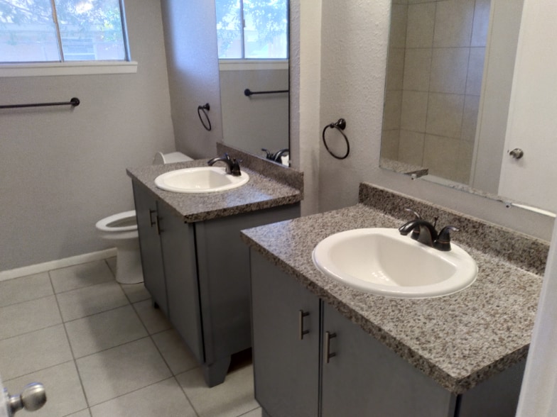 Building Photo - 11608 Segrest Dr