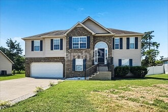 Building Photo - 733 Clear Cir