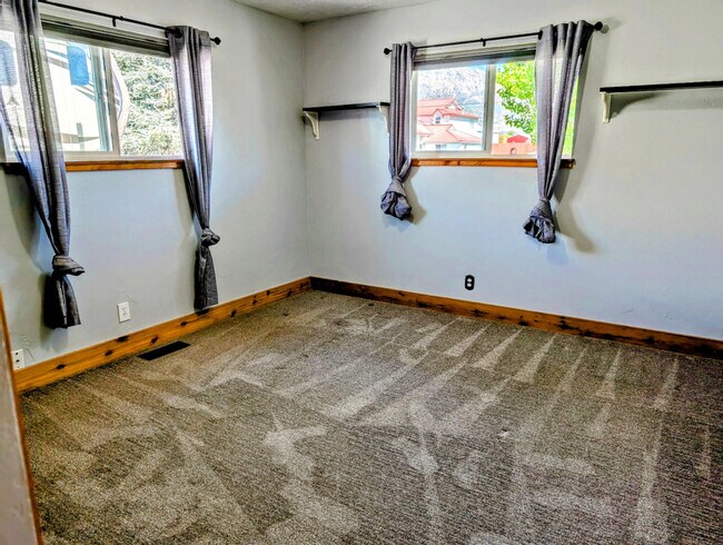 Building Photo - Harrisville